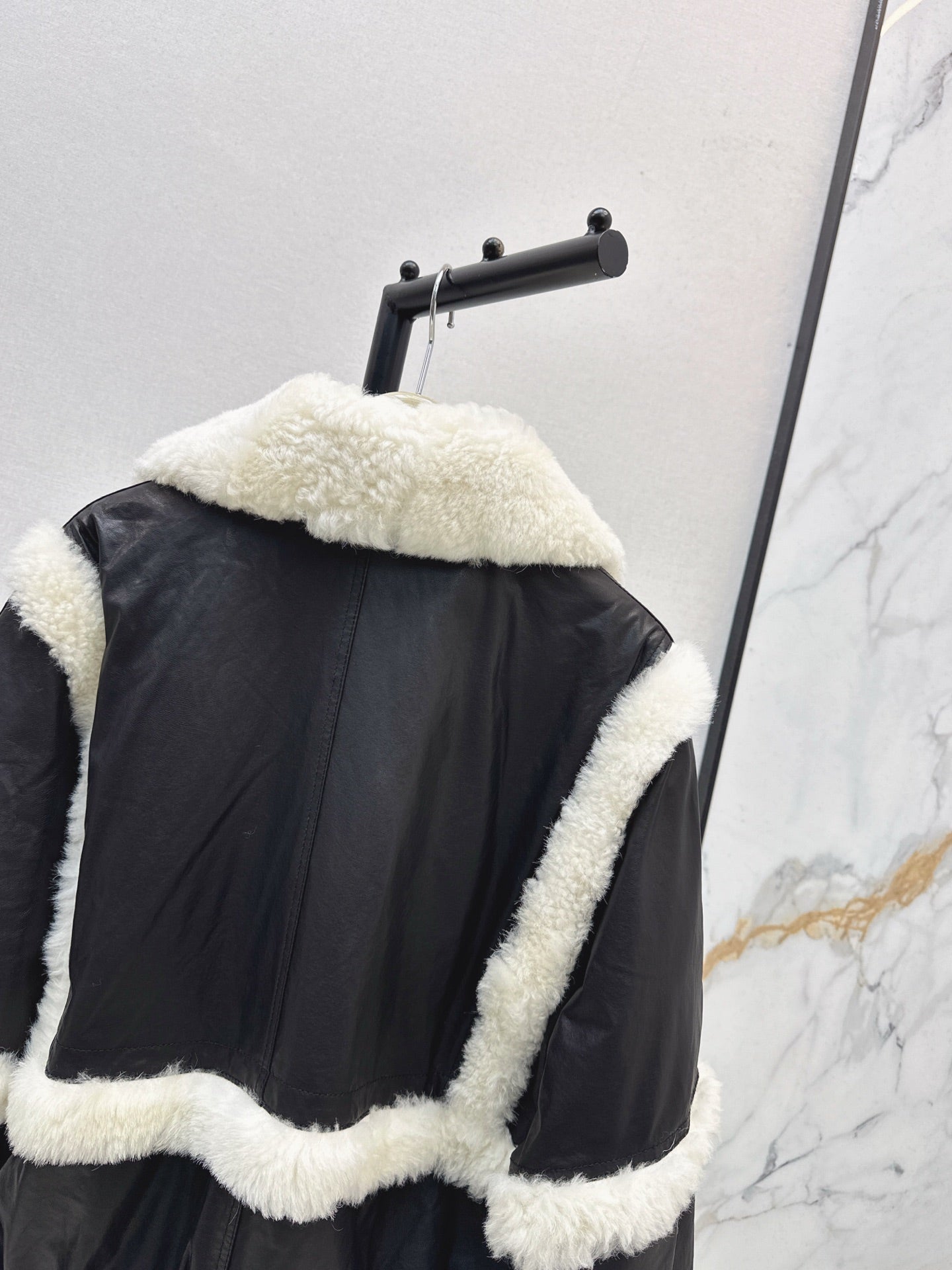Burberry 25 Shearling-trimmed Bomber Jacket Black White Fur Leather