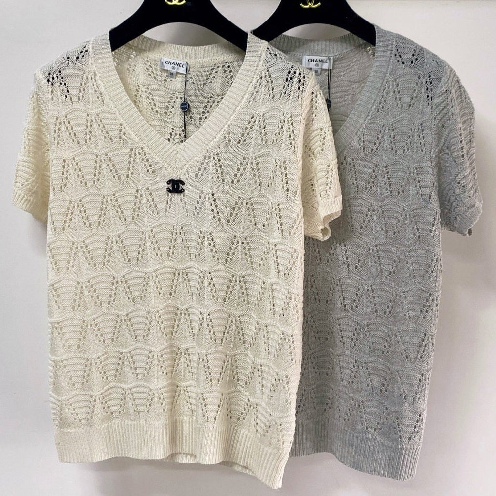 Chanel 2026 V-Neck Short-Sleeved Shirt Laine Wool 463520