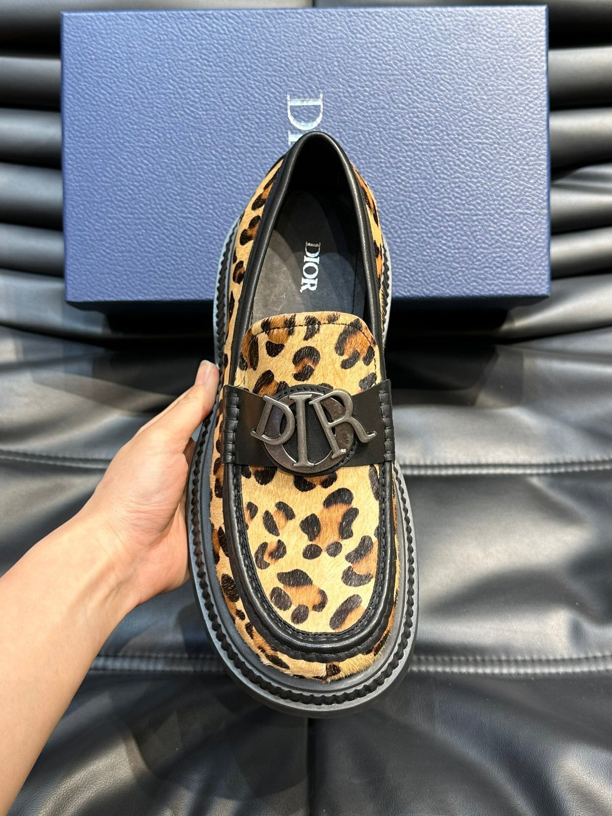 CD EXPLORER ICON LOAFER BLACK AND BRONZE FUR