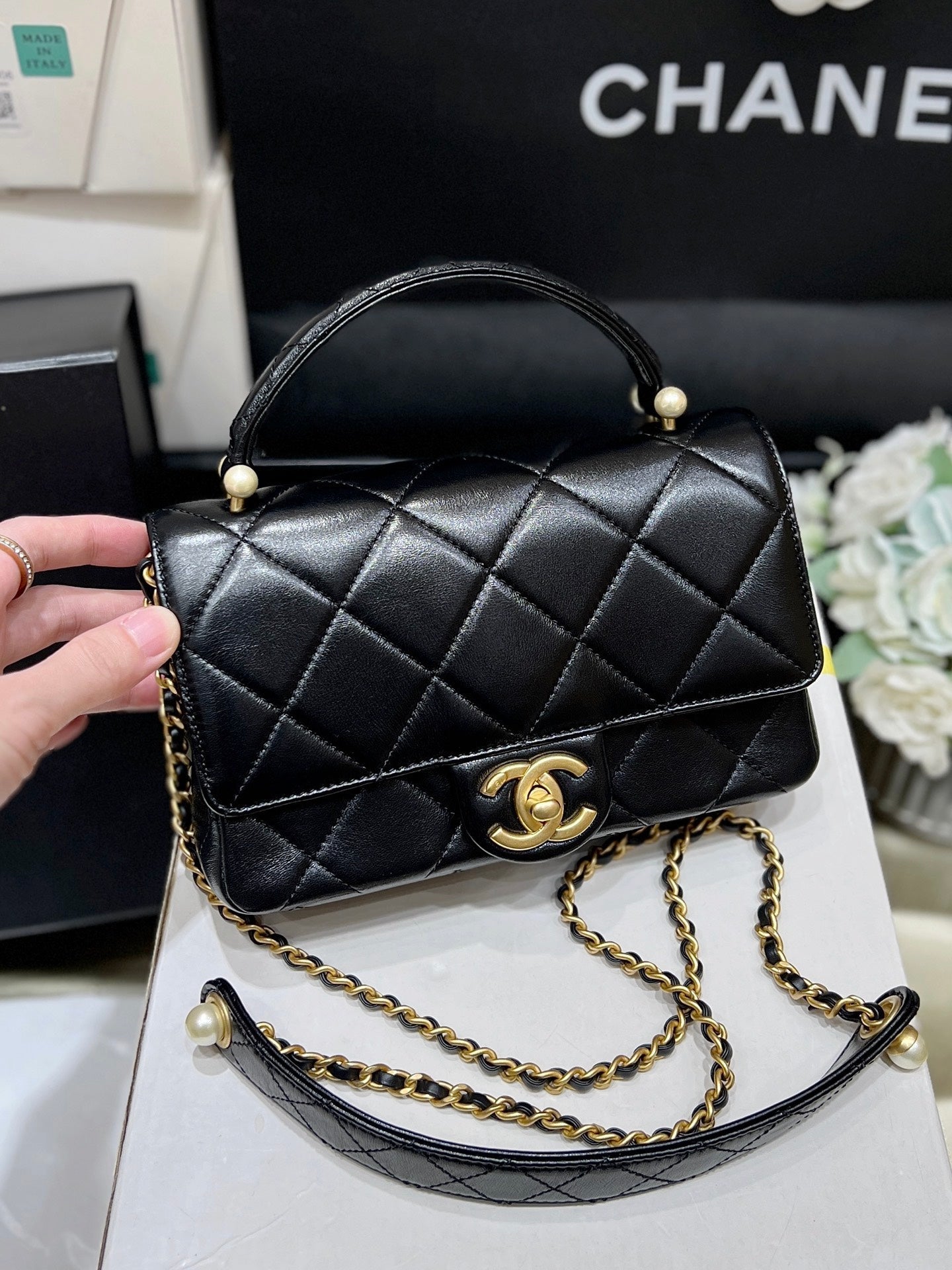 Chanel 2026 Pearl Handle Bag 20cm Black Lambskin 290311