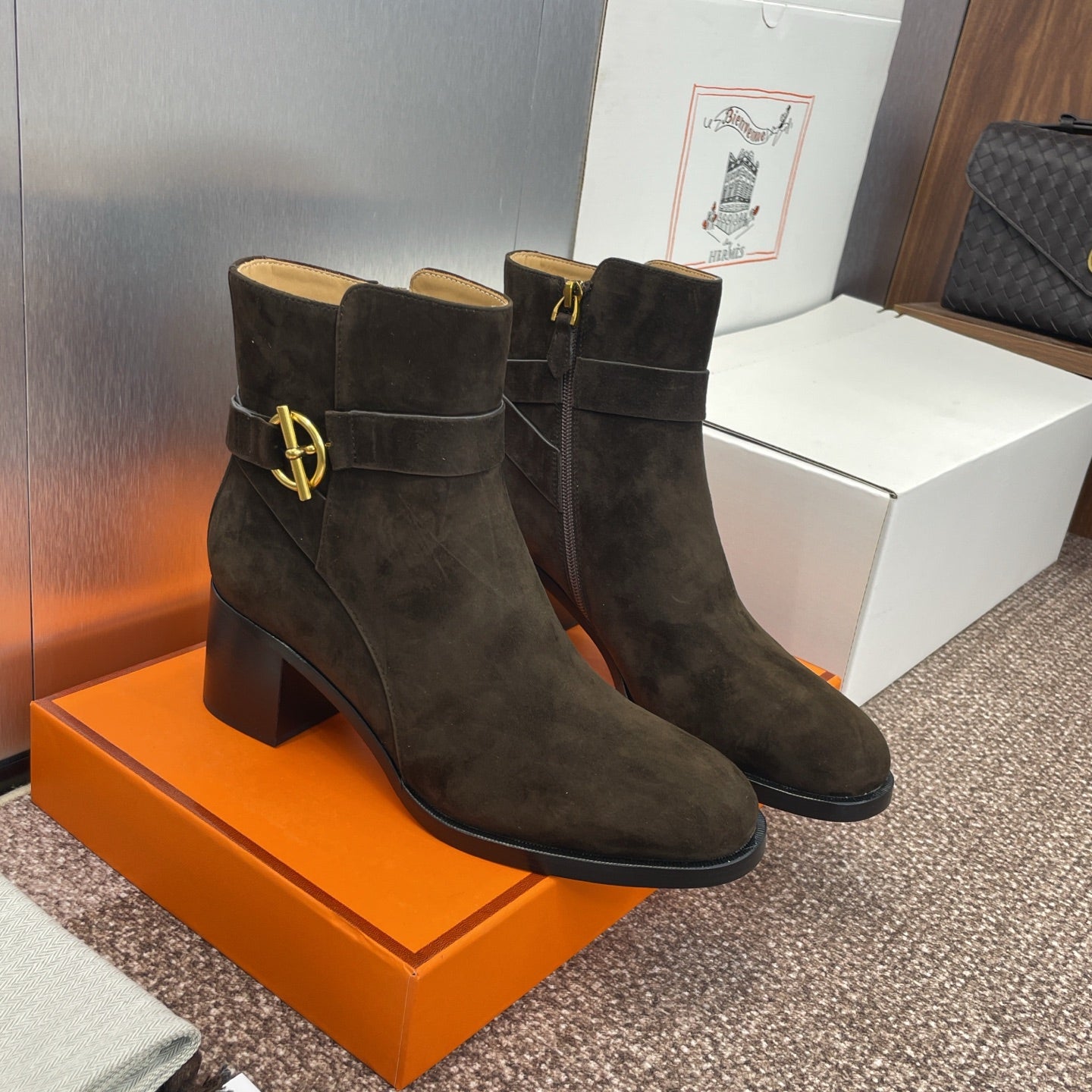 HM 25 Jill Ankle Boot Dark Brown Suede 508502