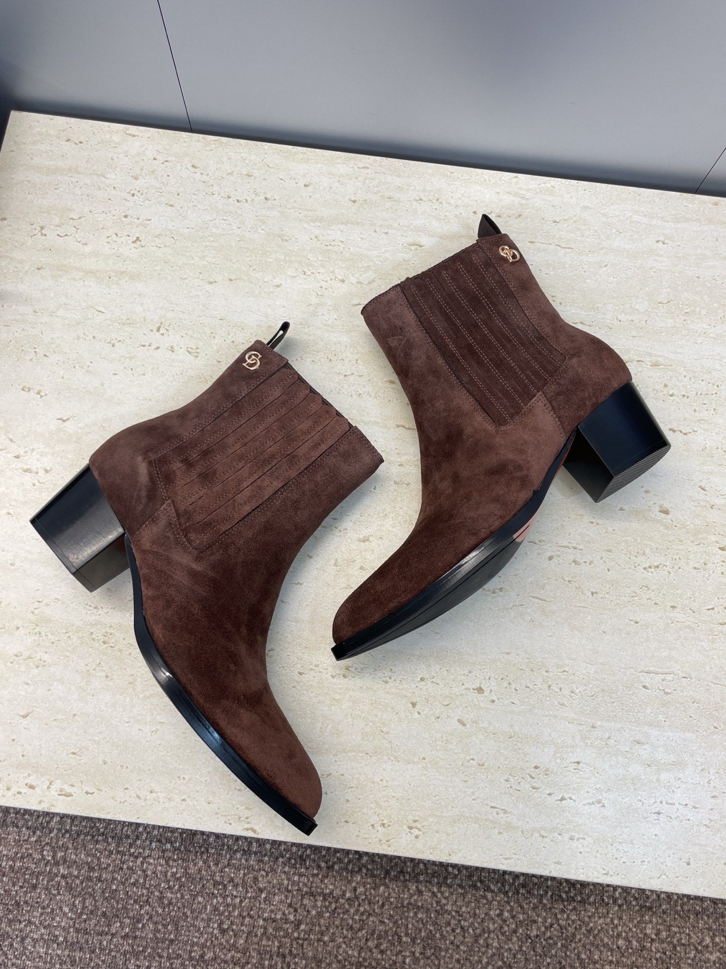 Dior 2025 D-West Chelsea Boots Chocolate Brown Suede 508544