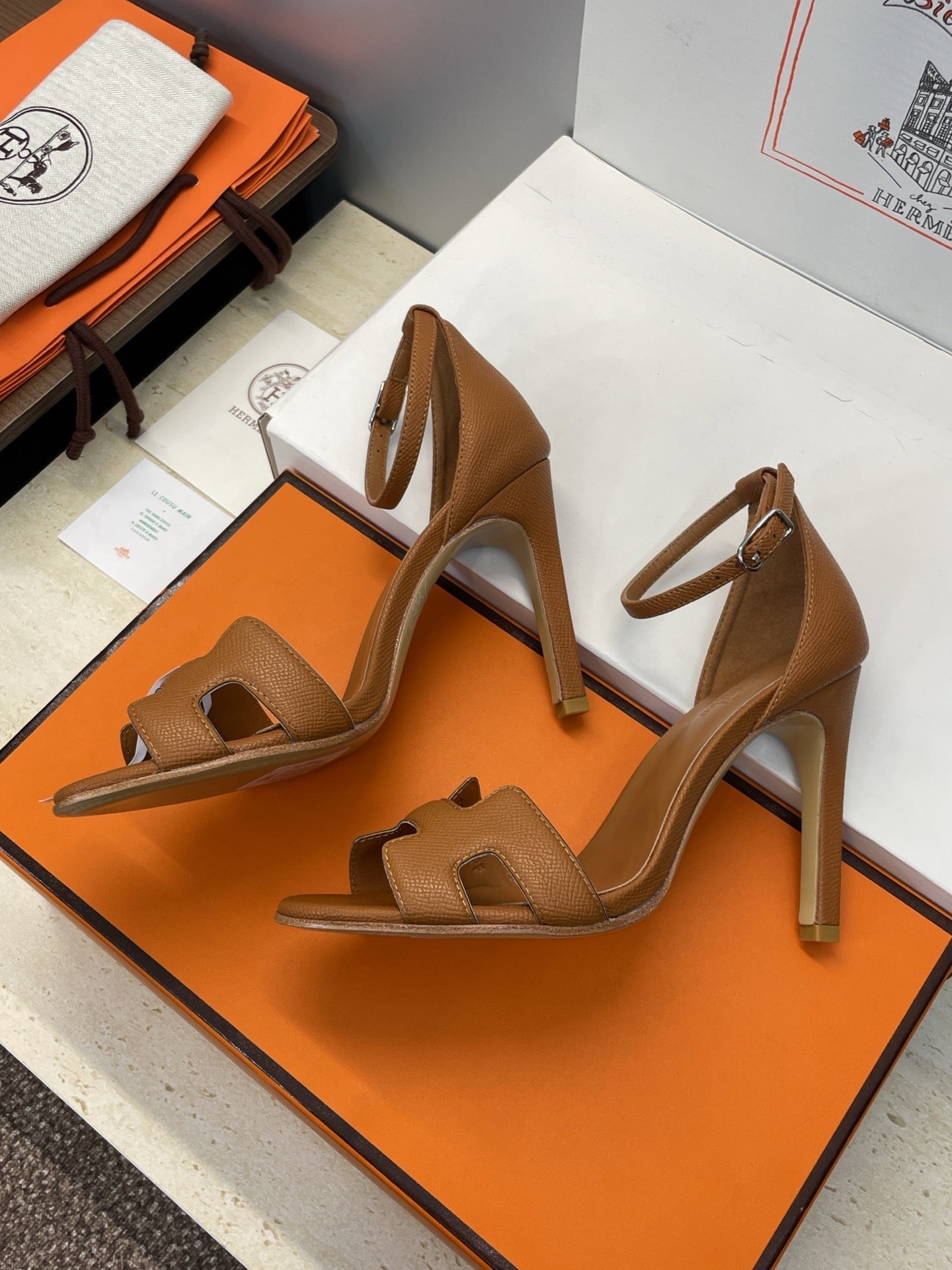 HM 26ss High Heel Sandals 105 Cowhide 607131