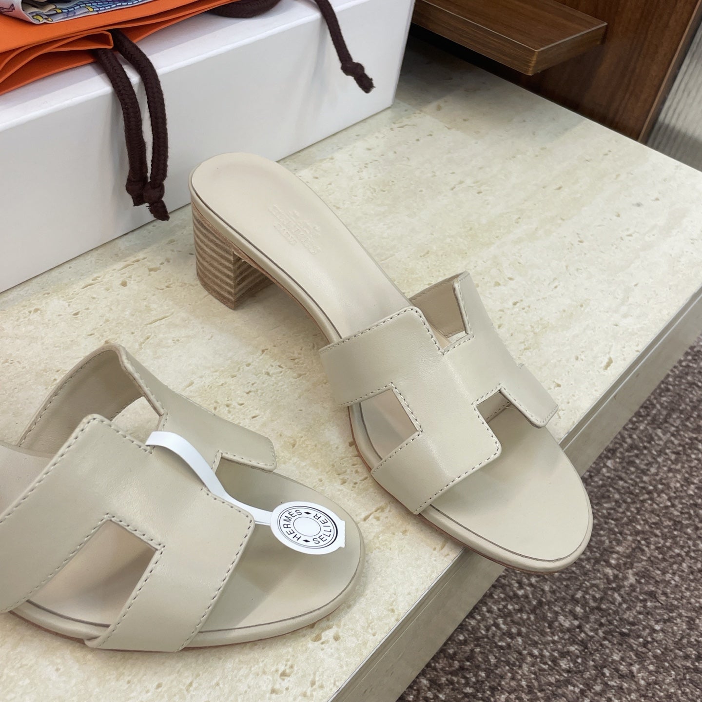 HM 26ss Oran Sandals 45 Light Beige Calfskin 607226
