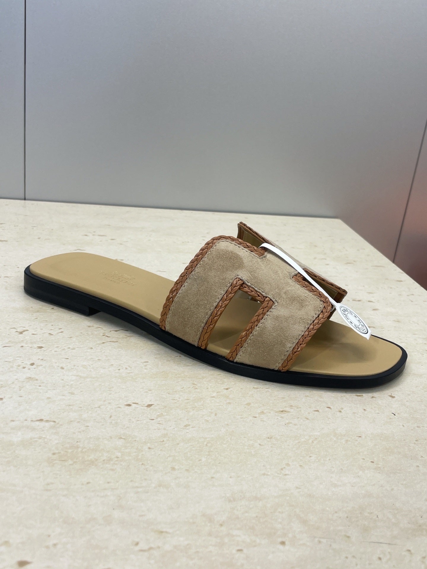 HM 26ss Oran Sandals Beige Brown Suede Calfskin 607253