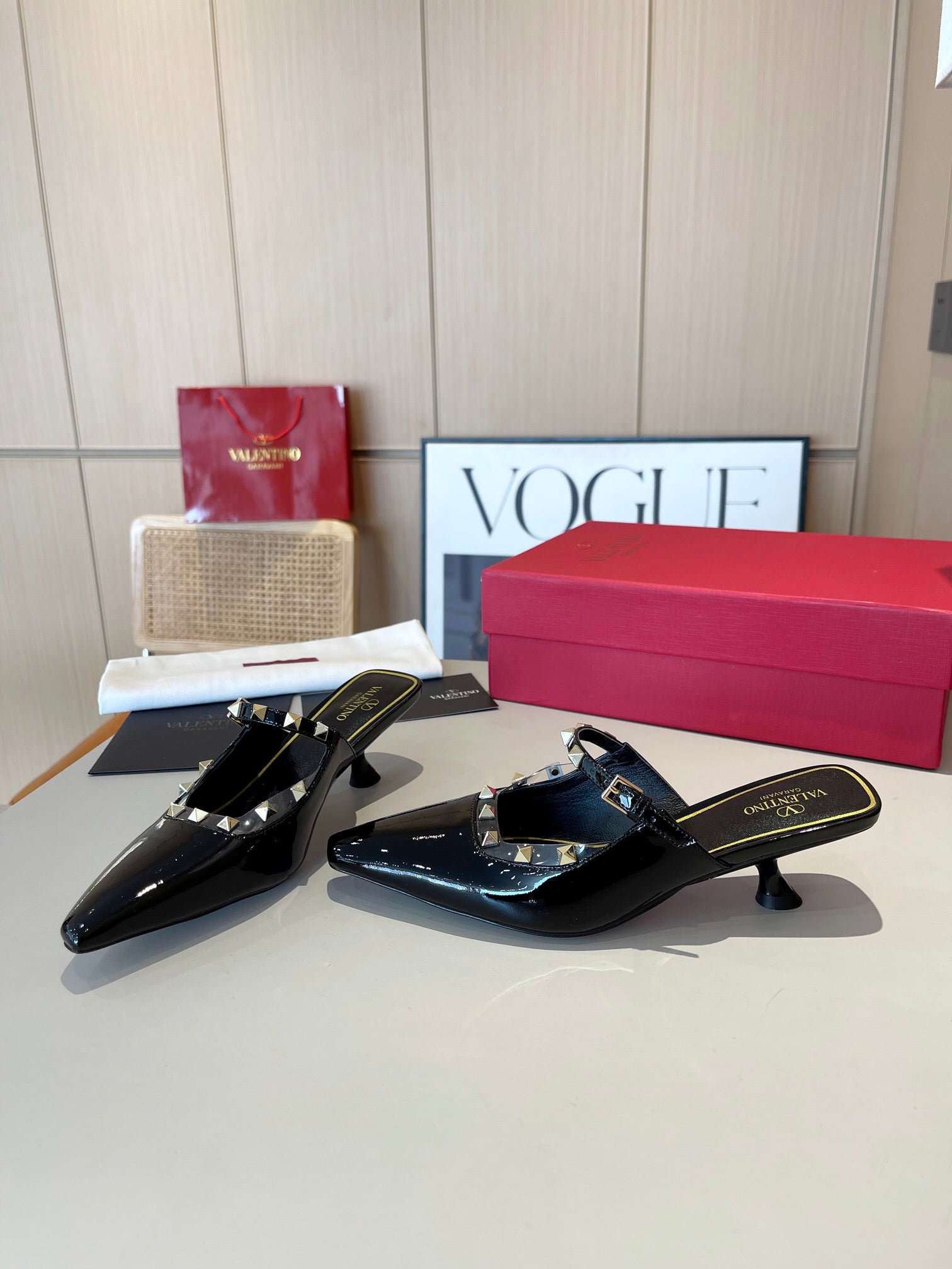Valentino 25 Pump Mules Heels Patent Leather 239599
