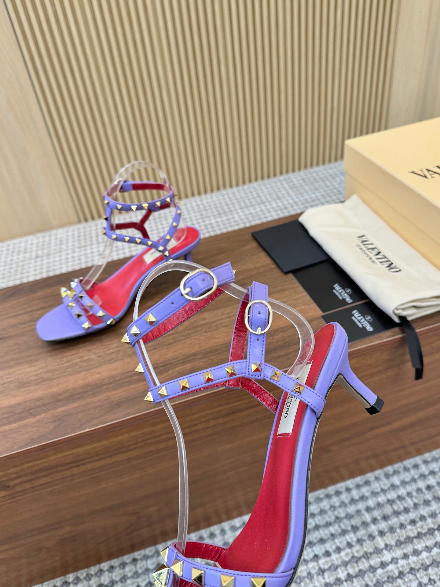 Valentino Garavani Rockstud Caged Calfskin 40mm Sandals 863342