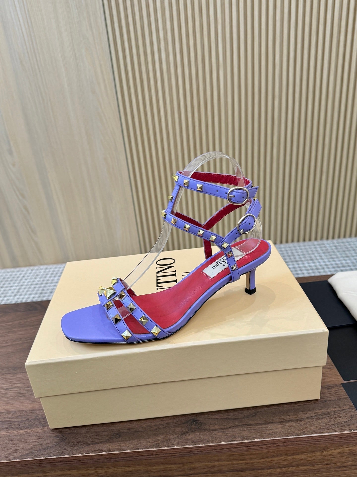 Valentino Garavani Rockstud Caged Calfskin 40mm Sandals 863342