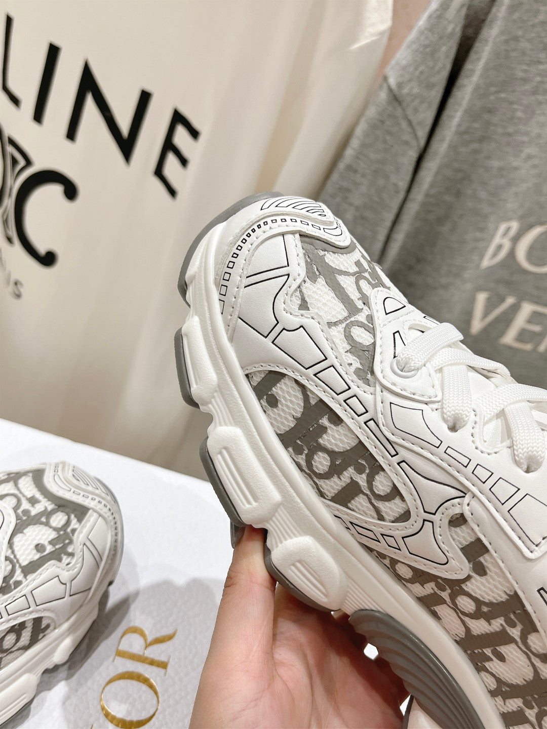 CD Vibe Sneaker White Grey Polyester Mesh Fabric And Cowhide