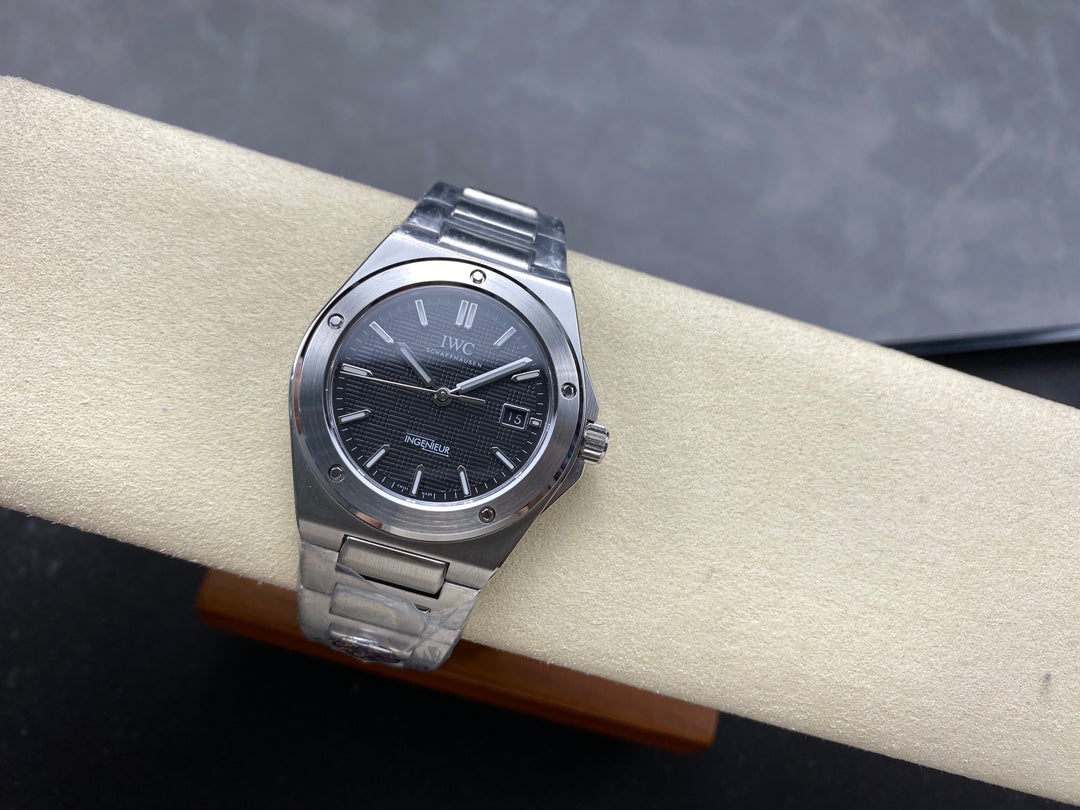 IWC Ingenieur 40mm Black Dial Steel Case
