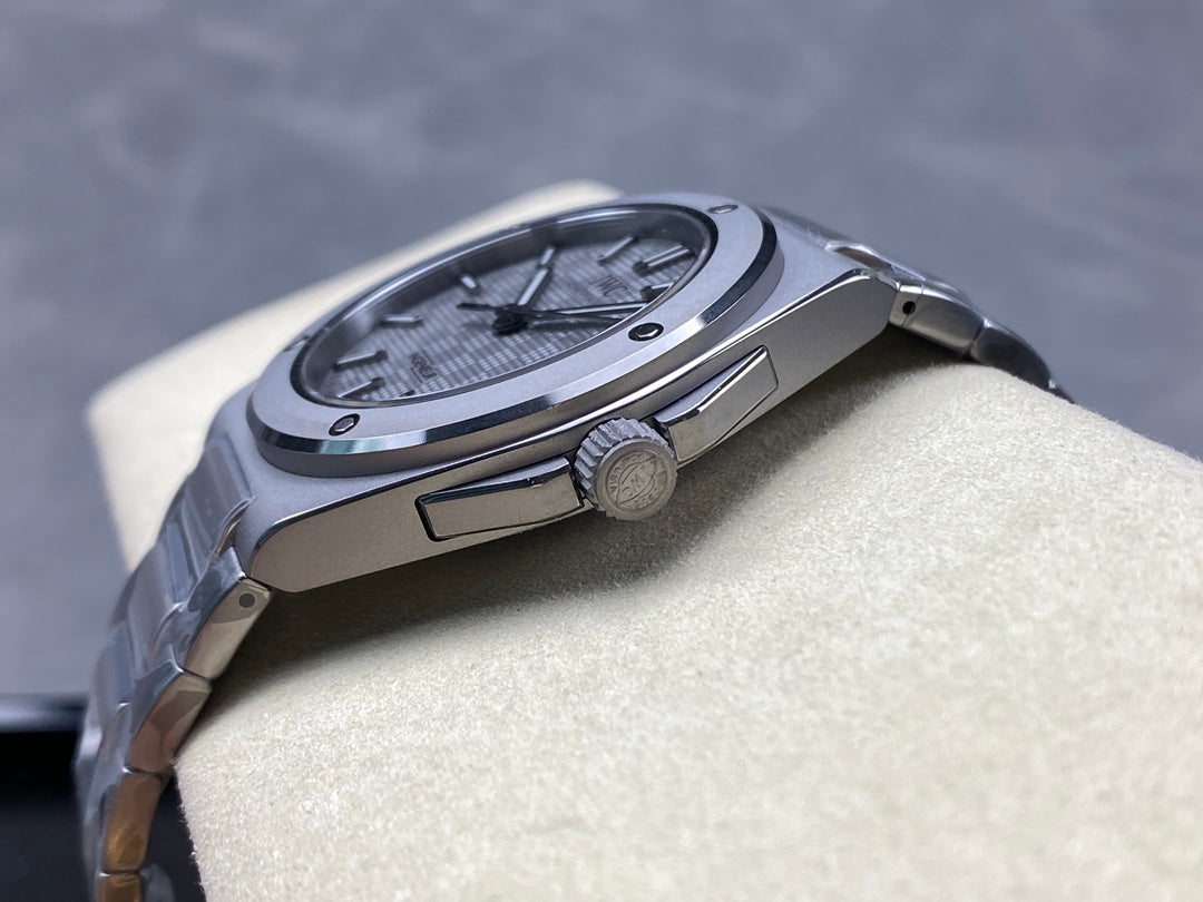 IWC Ingenieur 40mm Gray Dial Steel Case