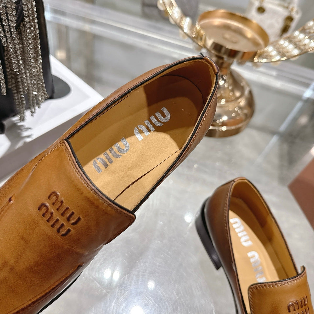 Miu Distressed Loafers Camel Brown Cowhide 592055