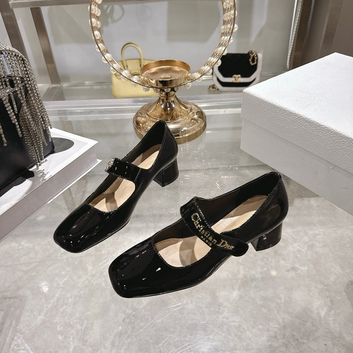 CD 26 Lolita High Heels 40 Black Patent Leather 592210
