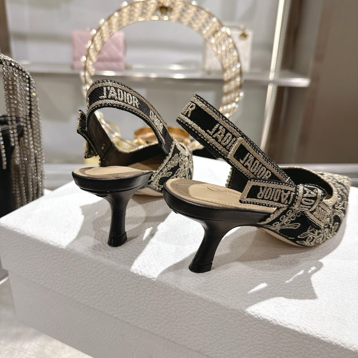 CD 26 Slingback Metallic Floral Embroidery 45mm Black Gold Tweed 592235