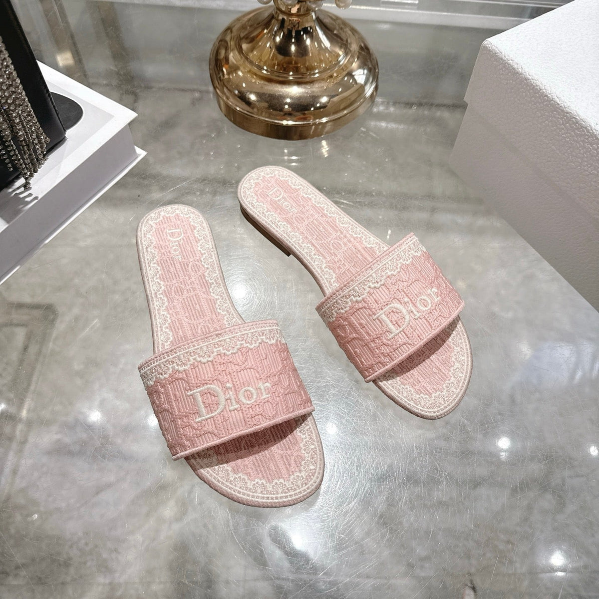 CD 26 Embroidered Sandals Pink White Canvas 592245