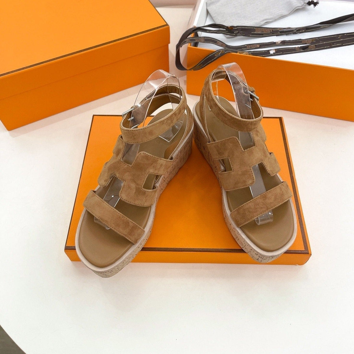 Havane 30 Sandal Brown Suede