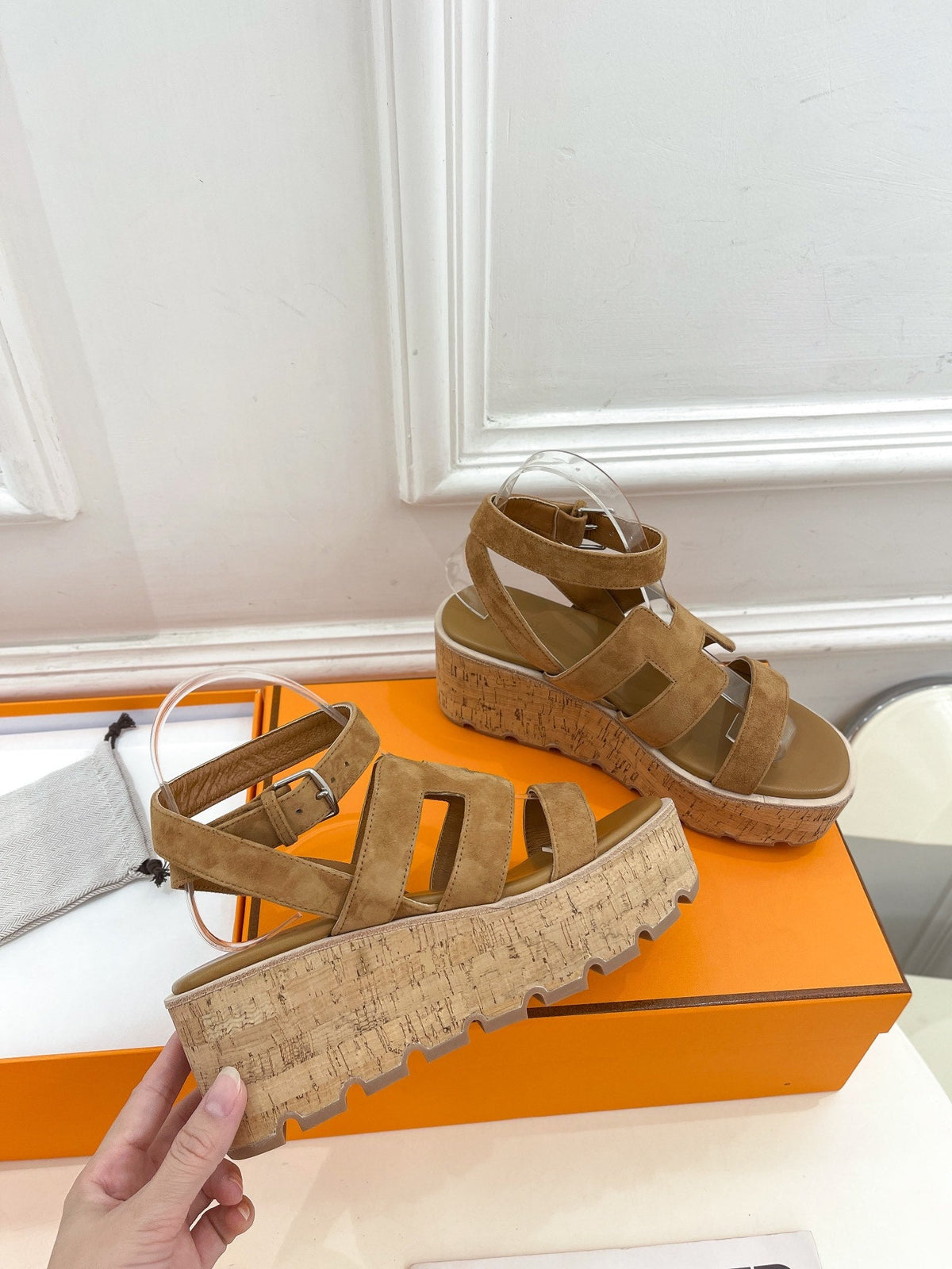 Havane 30 Sandal Brown Suede