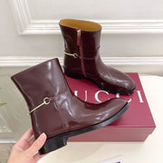 Gucci 25𝐬𝐬 horsebit  ankle boots burgundy patent calfskin 435385