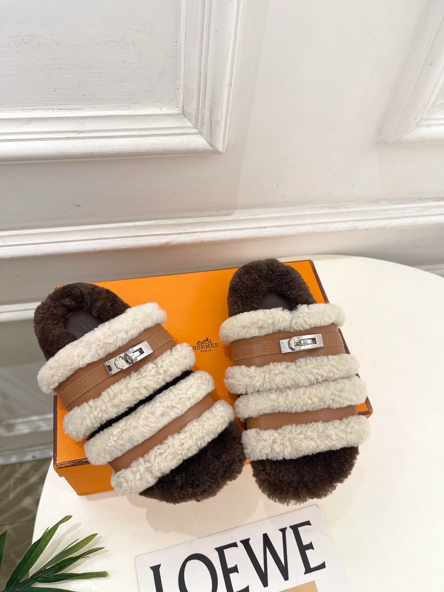 HM Slippers Classic Kelly Sliver Buckle Brown Wool 479617