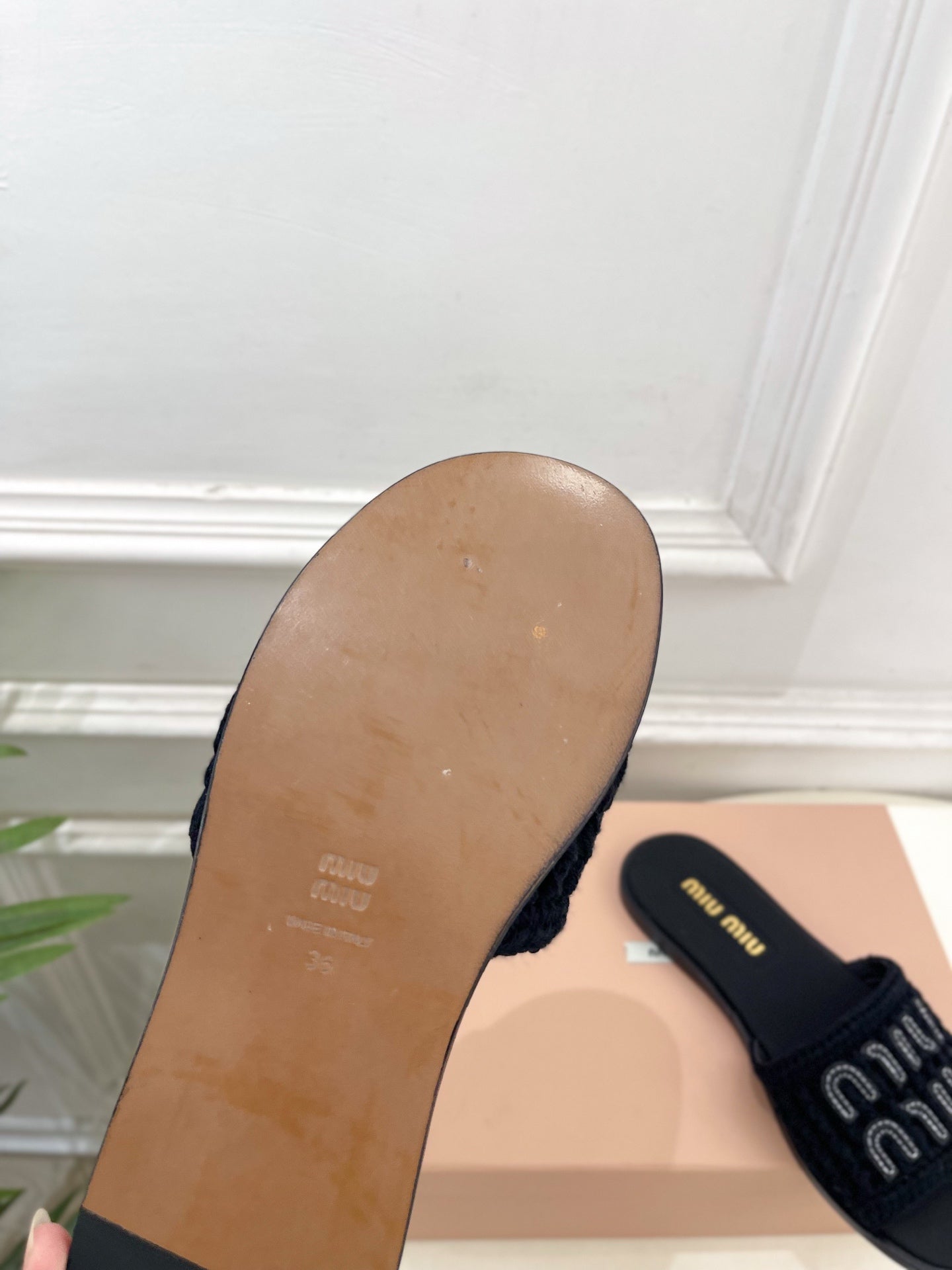 MIU Flat Slippers Black Knitted Fabric Sheepskin 631914